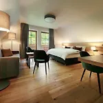 Hotel Amselgrundschlösschen 3*