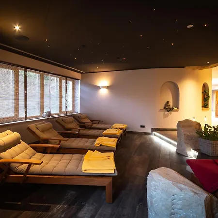 Hotel Amselgrundschloesschen 3*