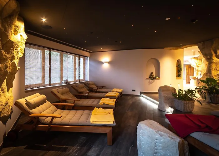 Hotel Amselgrundschloesschen 3*